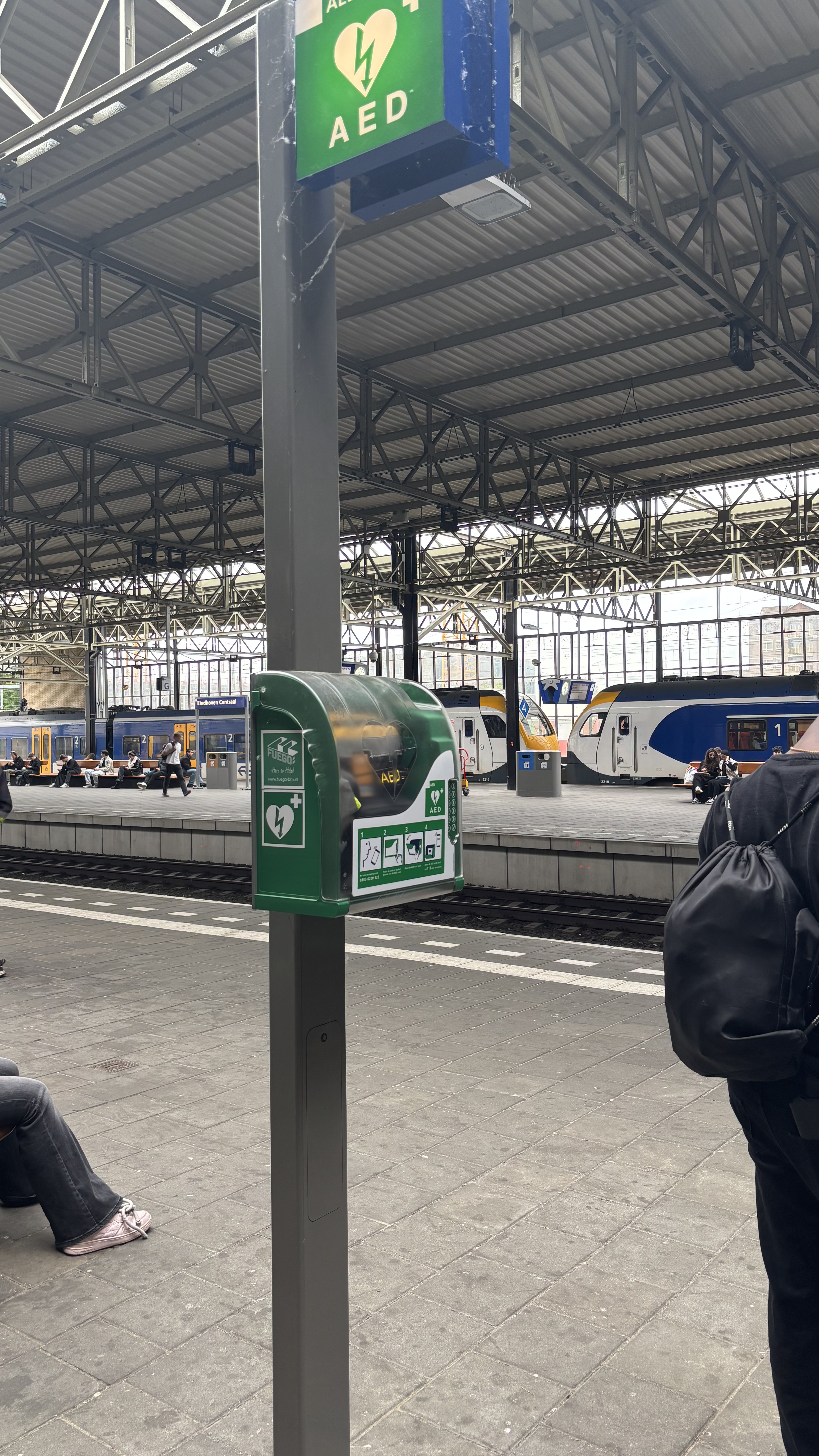 AED NS Station Eindhoven 3-4